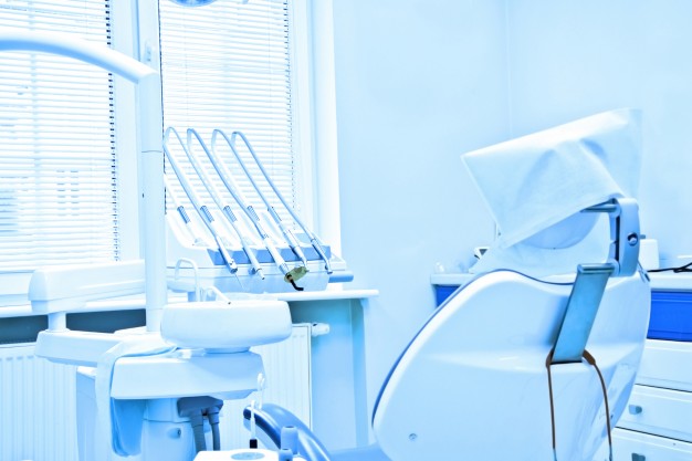 what questions to ask when choosing a dentist